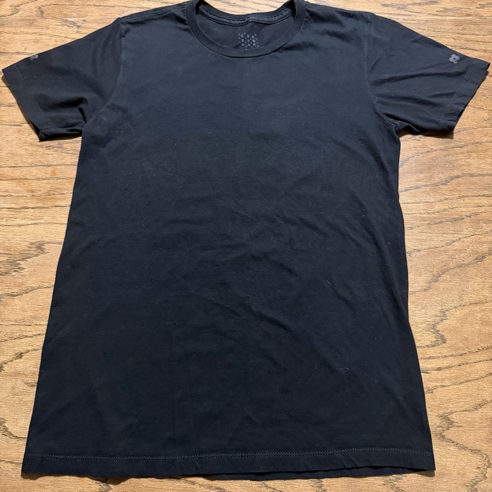 BTS The Wings Tour 2017 BTS Live Trilogy Episode III Tee - Picture 4 of 7